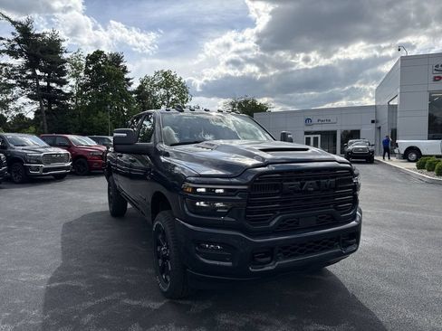 New 2026 RAM 2500 Laramie w/ Night Edition AWD/4WD image 15