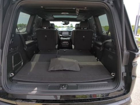 New 2026 Jeep Grand Wagoneer Limited AWD/4WD image 44