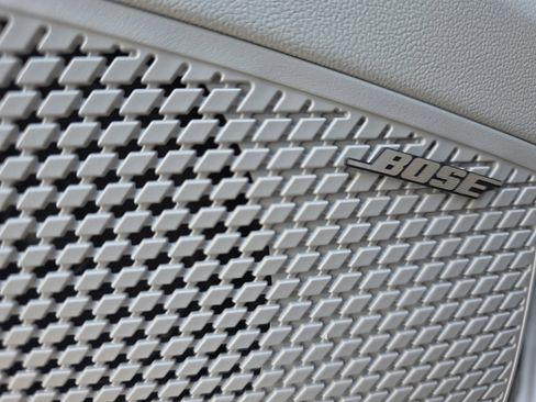 Used 2025 Hyundai Elantra Limited image 25