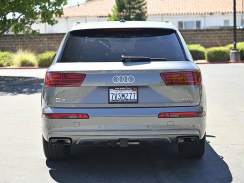 Used 2017 Audi Q7 3.0T Premium Plus w/ Premium Plus Package AWD/4WD image 6