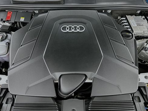 Used 2023 Audi Q7 3.0T Premium Plus image 34