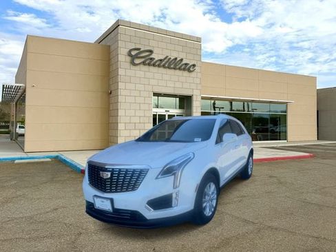 New 2026 Cadillac XT5 Luxury FWD image 8