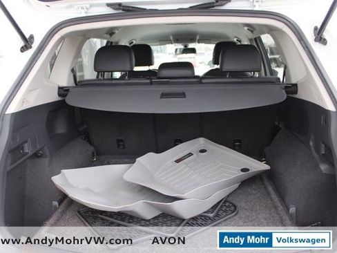 Used 2019 Volkswagen Tiguan SE image 13
