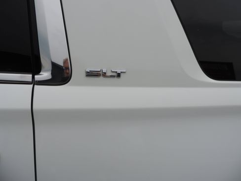 Used 2019 GMC Yukon XL SLT image 24