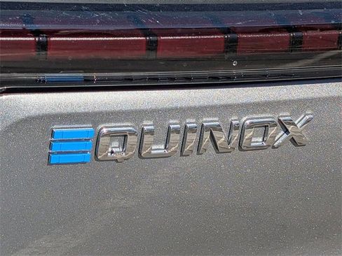 New 2026 Chevrolet Equinox EV LT image 11