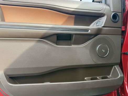 Used 2022 Ford Expedition King Ranch image 12