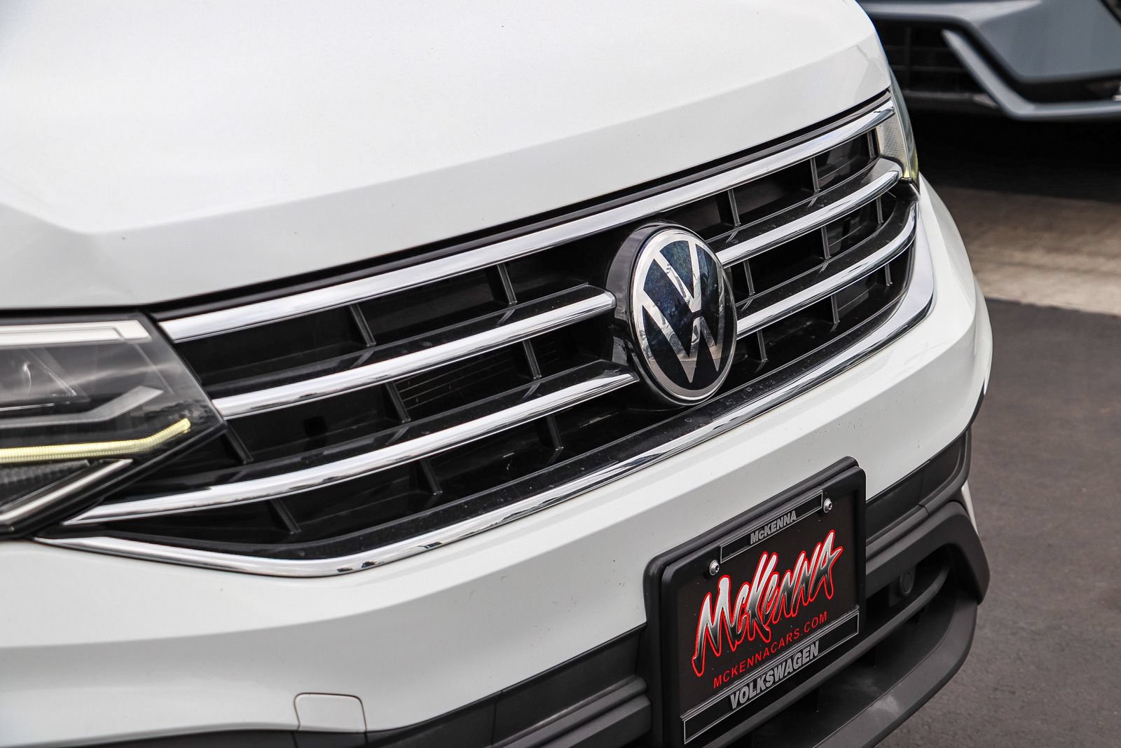 Used 2022 Volkswagen Tiguan S FWD image 5