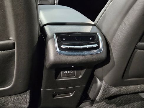 Used 2020 Cadillac XT6 Sport w/ Platinum Package image 39