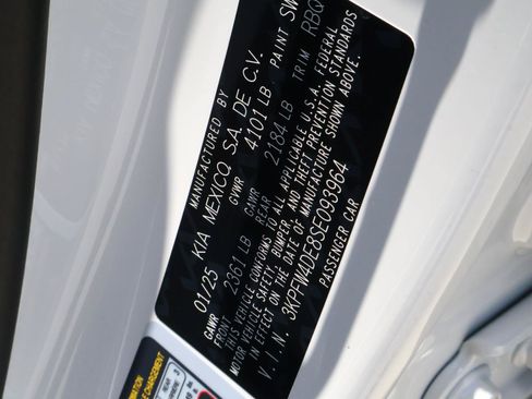 Used 2025 Kia K4 GT-Line w/ GT-Line Premium Package FWD image 21
