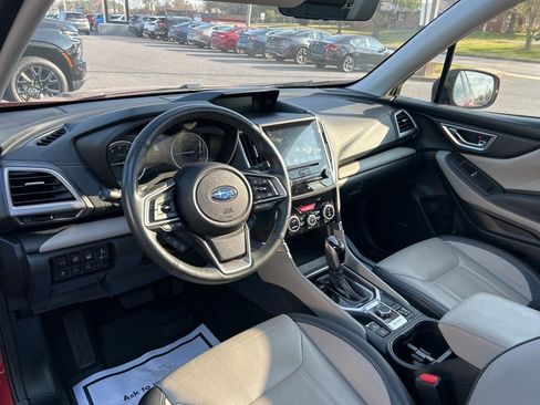 Used 2022 Subaru Forester Limited image 26