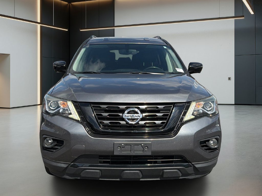 Used 2018 Nissan Pathfinder SL w/ Midnight Edition Package FWD image 9