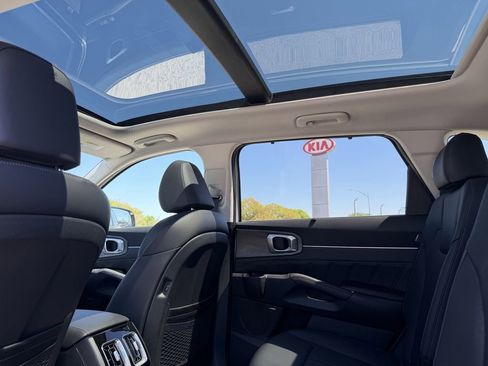 New 2026 Kia Sorento SX AWD/4WD image 16