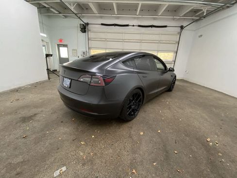 Used 2018 Tesla Model 3 image 6