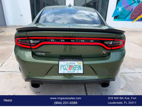Used 2022 Dodge Charger Scat Pack RWD image 11