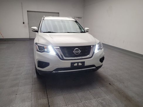 Used 2017 Nissan Pathfinder S FWD image 14