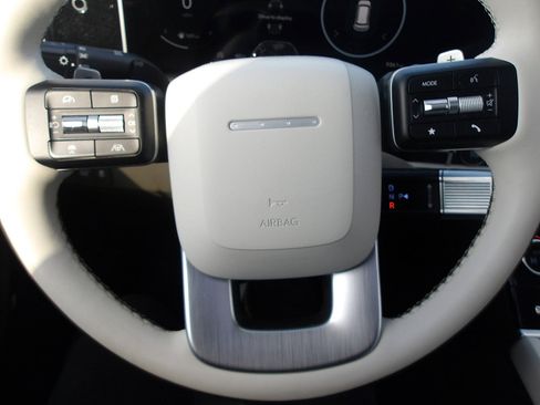 Certified 2025 Hyundai Santa Fe Calligraphy image 31