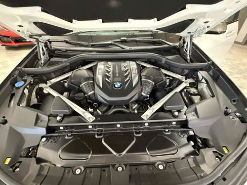 Used 2020 BMW X7 M50i w/ Executive Package AWD/4WD image 19