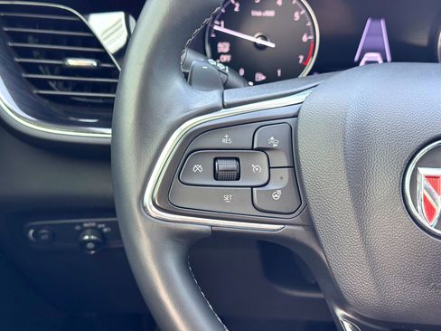 Used 2022 Buick Envision Essence w/ Sport Touring Package image 21