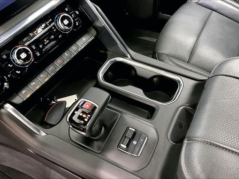 Used 2023 GMC Sierra 1500 Denali w/ Denali Reserve Package image 17