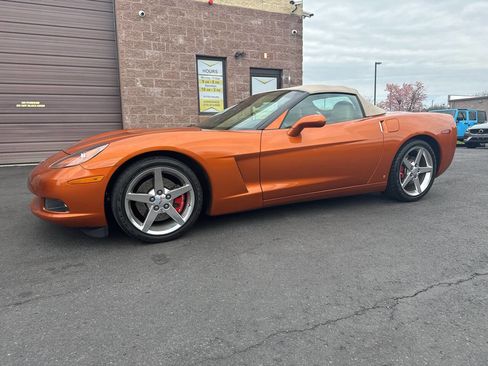 Used 2007 Chevrolet Corvette Convertible RWD image 3