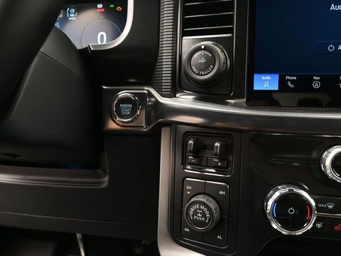 New 2025 Ford F150 Platinum w/ Equipment Group 702A High image 15