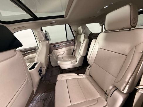 Used 2021 GMC Yukon Denali w/ Denali Premium Package AWD/4WD image 45
