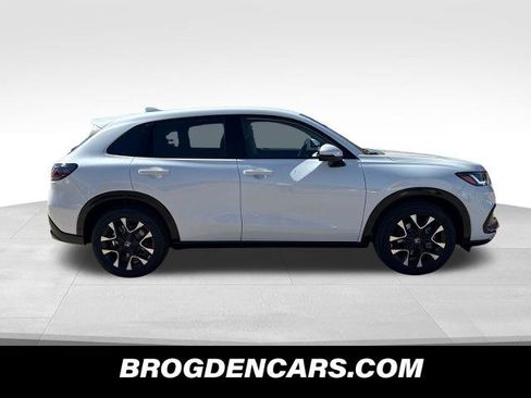 New 2027 Honda HR-V EX-L image 2