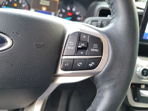 Used 2021 Ford Explorer XLT w/ Equipment Group 202A RWD image 26