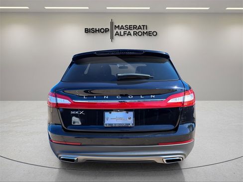 Used 2016 Lincoln MKX Select w/ Cargo Utility Package image 6