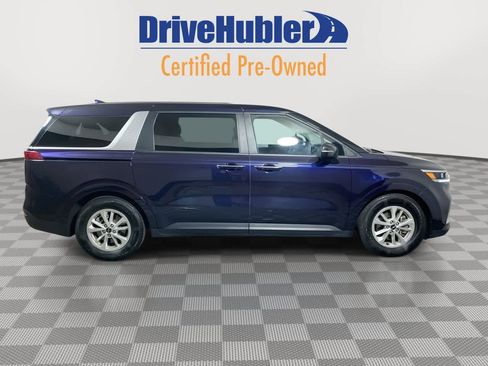 Used 2024 Kia Carnival LX image 9