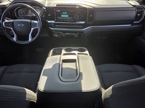 Used 2022 Chevrolet Silverado 1500 RST RWD image 12