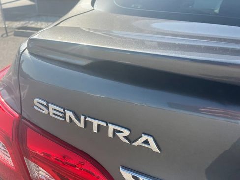 Used 2017 Nissan Sentra SR w/ Protection Package FWD image 13