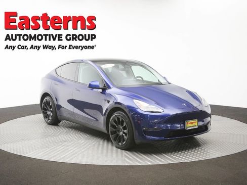 Used 2023 Tesla Model Y Long Range AWD/4WD image 44