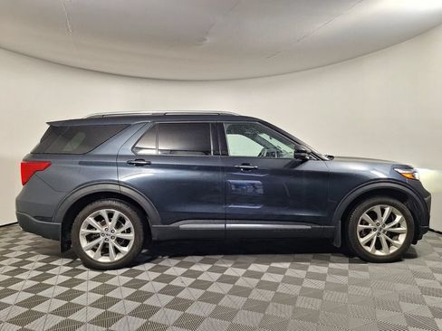 Used 2022 Ford Explorer Platinum w/ Equipment Group 601A RWD image 4
