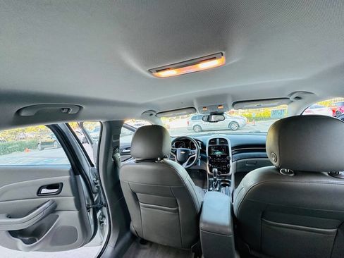 Used 2016 Chevrolet Malibu LT image 23