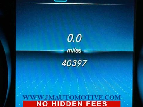 Used 2021 Mercedes-Benz GLC 300 4MATIC image 22