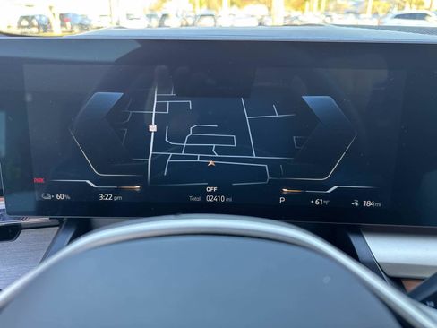 Certified 2025 BMW i5 eDrive40i w/ Premium Package image 29