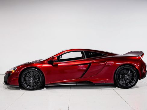 Used 2016 McLaren 675LT Coupe RWD image 8