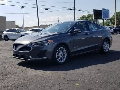 Used 2019 Ford Fusion SEL FWD image 10