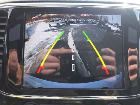 Used 2021 Jeep Grand Cherokee Freedom Edition image 22