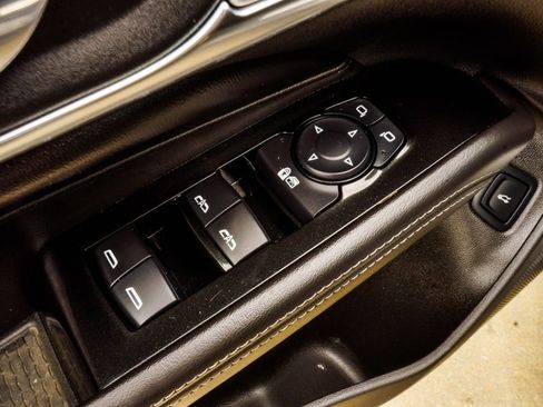 Used 2022 Cadillac CT4 Luxury w/ LPO, Exterior Accent Package RWD image 36