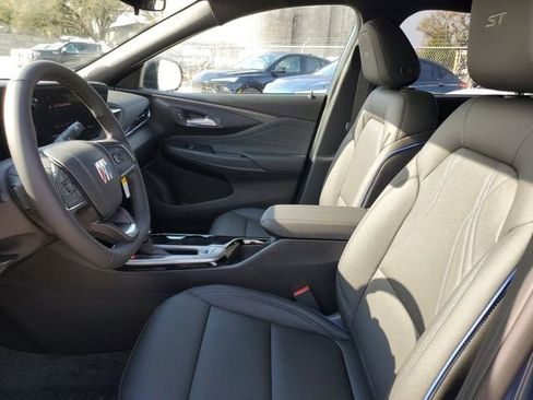 New 2026 Buick Envista Sport Touring image 18