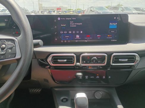 New 2026 Nissan Sentra SV w/ Floor Mat Package FWD image 18