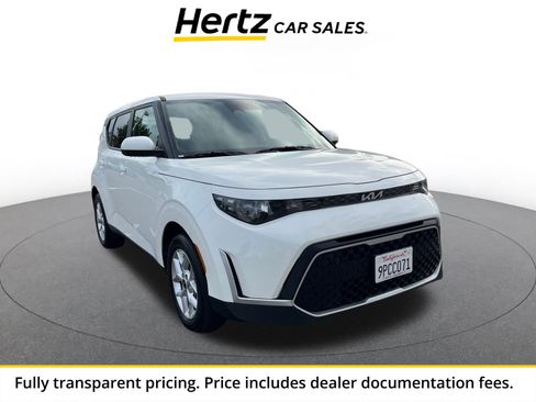 Used 2025 Kia Soul LX w/ LX Technology Package FWD image 1