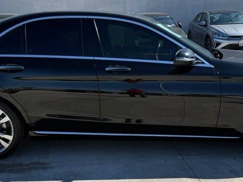 Used 2019 Mercedes-Benz C 300 Sedan image 5