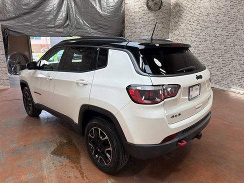 Used 2019 Jeep Compass Trailhawk AWD/4WD image 5
