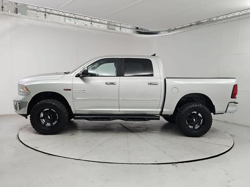 Used 2017 RAM 1500 Big Horn AWD/4WD image 3