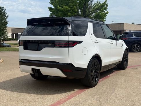 Used 2022 Land Rover Discovery HSE R-Dynamic AWD/4WD image 6