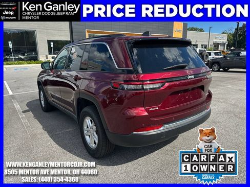 Used 2025 Jeep Grand Cherokee Laredo w/ Luxury Tech Group I AWD/4WD image 7