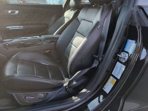 Used 2018 Ford Mustang GT Premium w/ GT Performance Package image 9